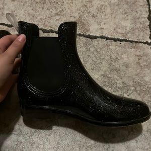 Rain boots ❤️